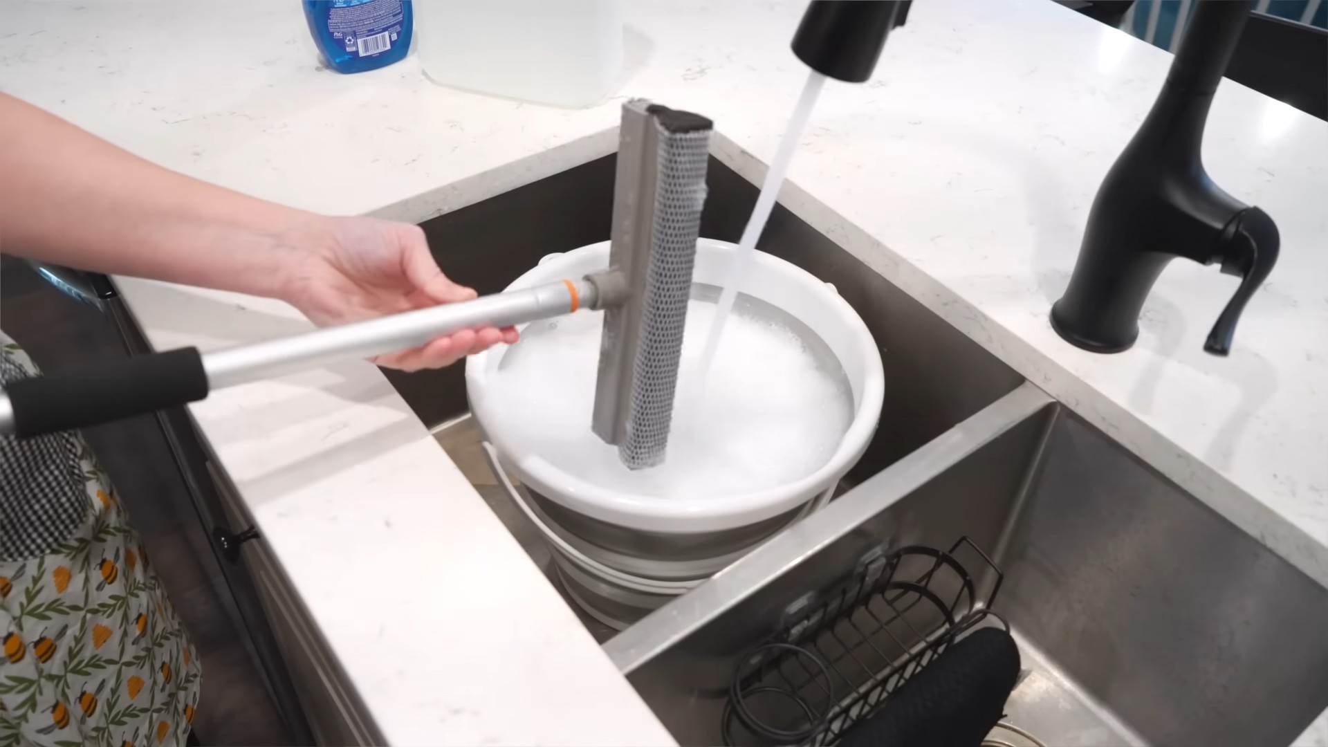 DIY glass cleaner recipe